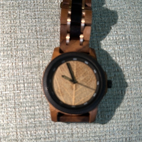 BOBOBIRD - Unisex Wooden Watch - Picture 16 of 17